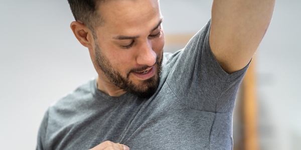 Antiperspirant vs Natural Deodorant